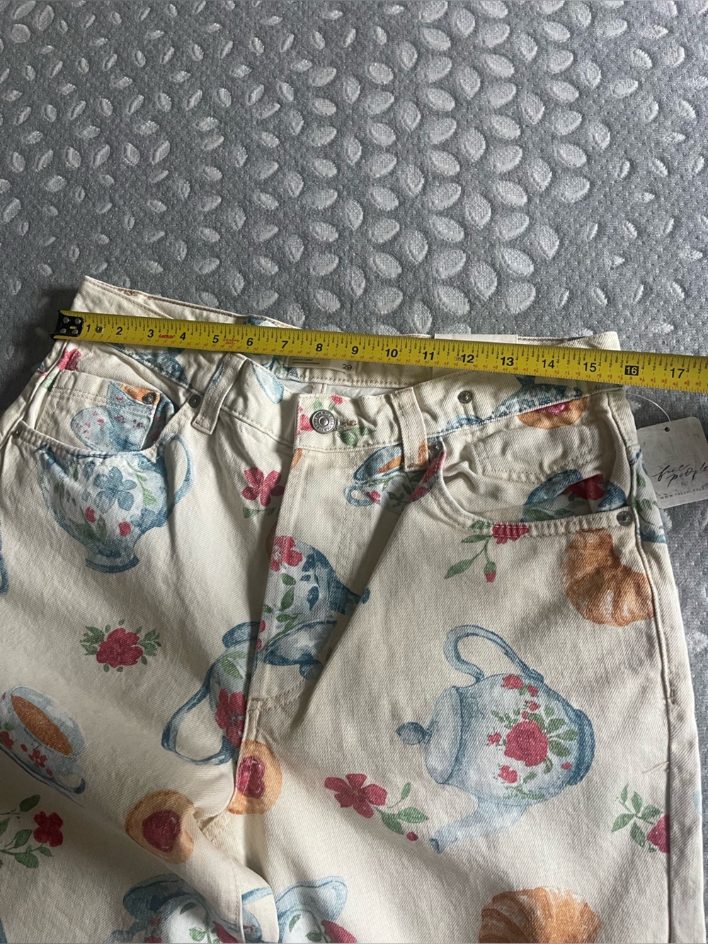 Wide-Leg Tea Party Print Jeans — Cream - Picture 6 of 13